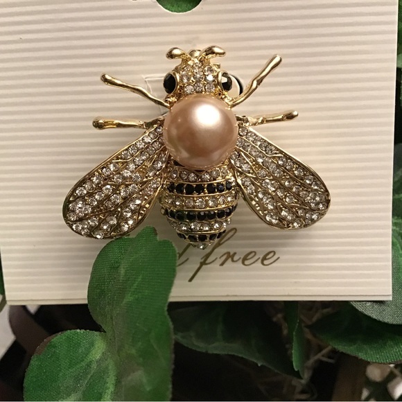 Bee Pin - Picture 3 of 7